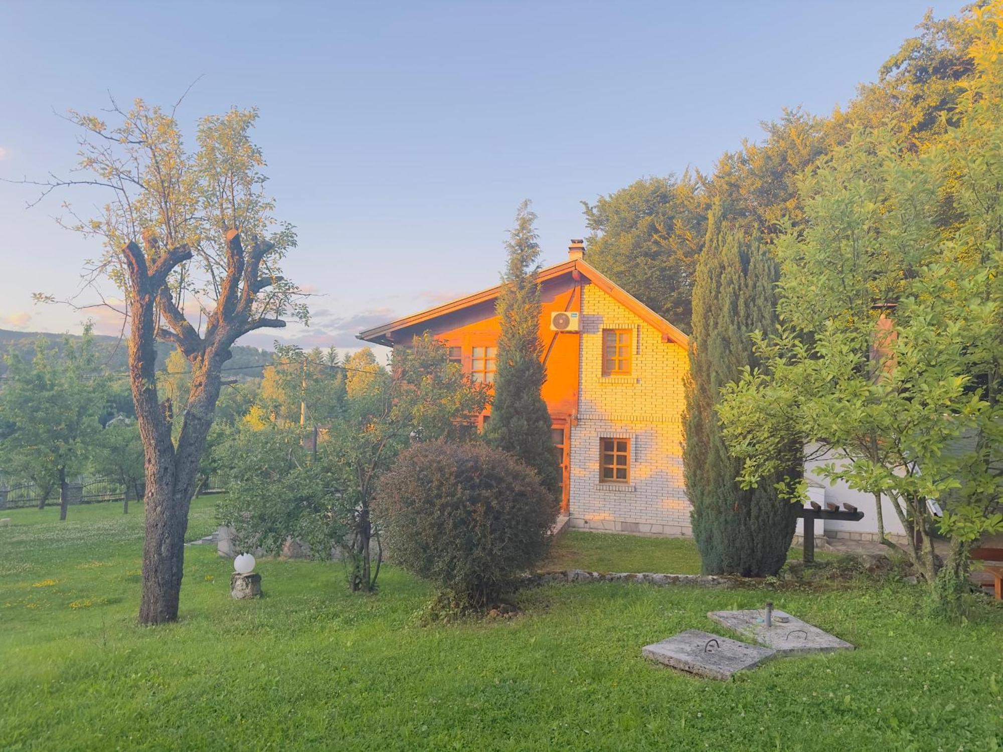 Villa Ema 塞拉耶佛 外观 照片