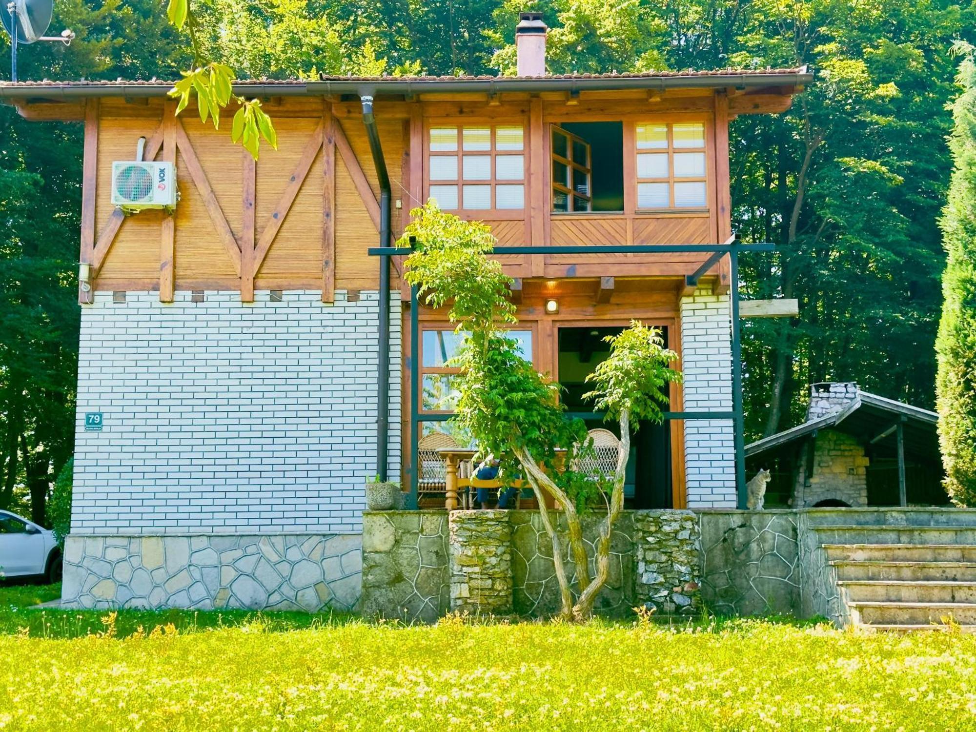 Villa Ema 塞拉耶佛 外观 照片